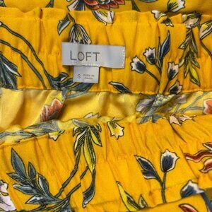 LOFT Sunny Floral Skirt size small